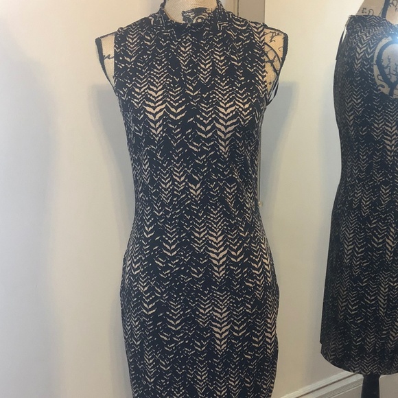 Vince Camuto Dresses & Skirts - Vince Camuto Sheath Dress